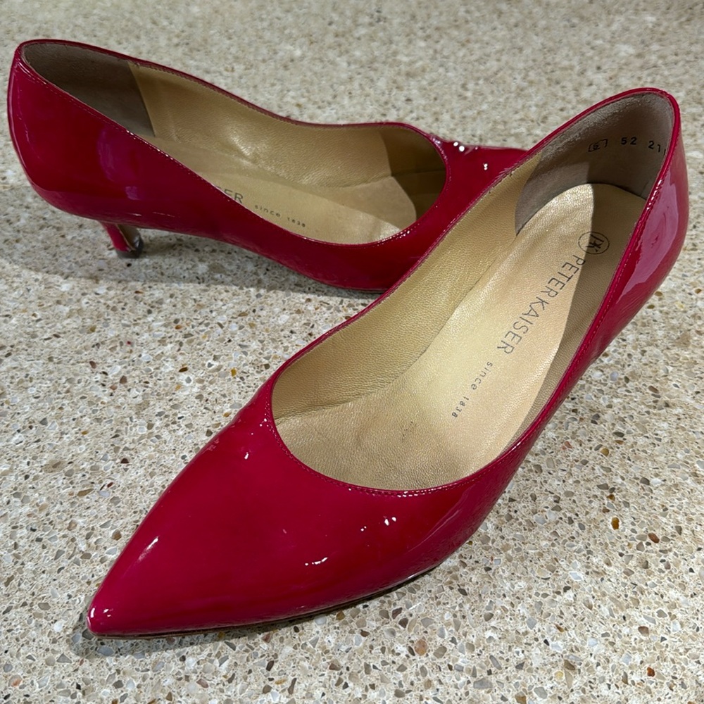 Pink Patent Kitten-Heel Shoes